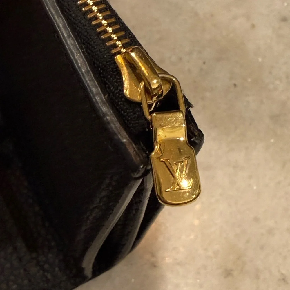 Louis Vuitton Portefeuille Zoe Monogram Trifold Wallet